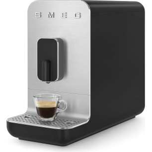 SMEG SUPERAUTOMATIC COFFEE MAKER BLACK BCC11BLMEU